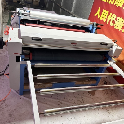 鋼化膜晶片機